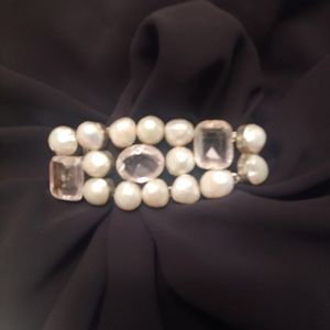 Pink & Pearl bracelet